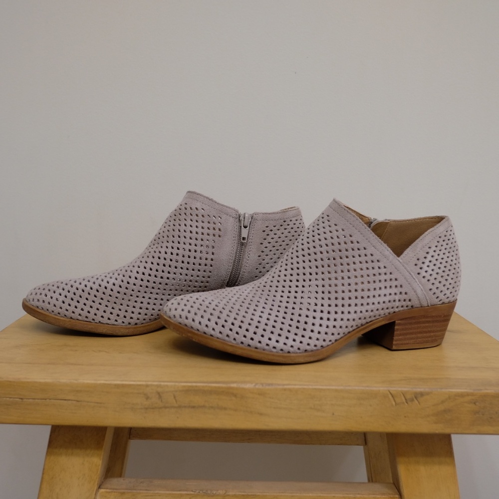 Lucky Perforated Ankle Boots, Booties Light Gray Womens 8.5